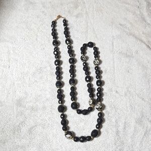 #382 Vintage Black bead necklace